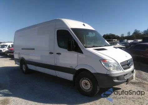 2011 Mercedes-Benz Sprinter 2500 High Roof из США, поврежденный, VIN WD3PE8CB4B5582809